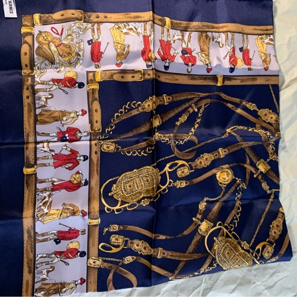 Paul France Navy and Gold Equestrian Print Scarf silk brandnew - Picture 9 of 9
